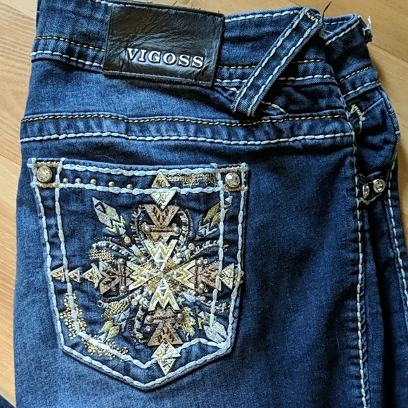 Jeans - Picture 2 of 3